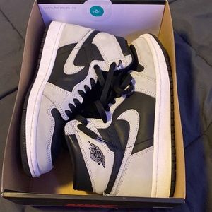 AIR JORDAN 1, Retro High OG “shadow”